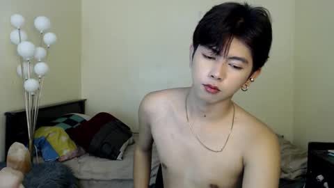 Snapshot of princecalix chatting on October 8, 6:03 pm princecalix online show from October 8, 6:03 pm