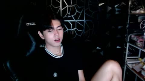 princecalix online show from July 17, 10:33 pm