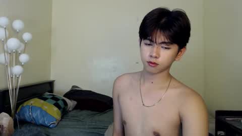 Snapshot of princecalix chatting on October 4, 8:50 pm princecalix online show from October 4, 8:50 pm