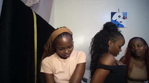 princess online show from December 15, 8:05 pm