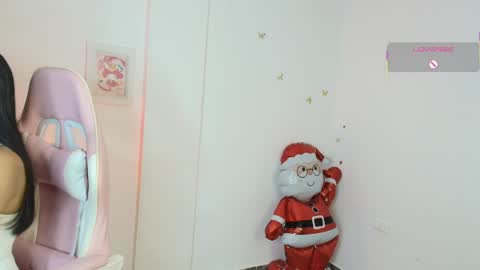 princess_daniaa online show from April 3, 9:27 am