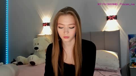 Snapshot of princess_nier chatting on February 21, 8:16 pm Princess Diana online show from February 21, 8:16 pm