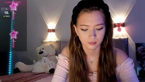 Snapshot of princess_nier chatting on September 10, 6:53 pm Princess Diana online show from September 10, 6:53 pm