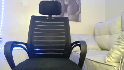 princess_princessa online show from March 5, 2:46 am