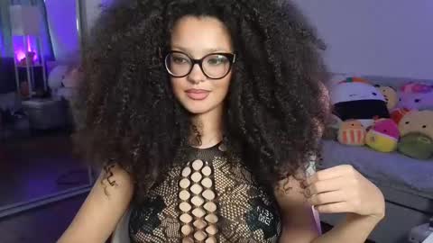 Amber online show from November 15, 12:56 am