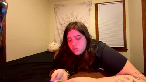 princessviccxo online show from April 3, 6:09 am