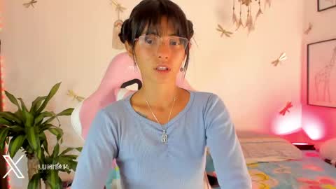 princessluna_14 online show from May 16, 10:41 pm