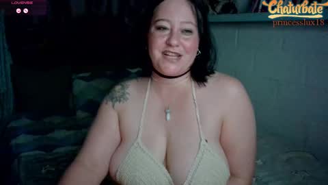 Snapshot of princesslux18 chatting on March 12, 7:47 pm Lux Alot Luxi online show from March 12, 7:47 pm