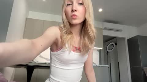 Kate online show from May 6, 2:45 pm