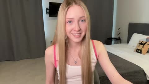 Kate online show from May 14, 3:10 pm