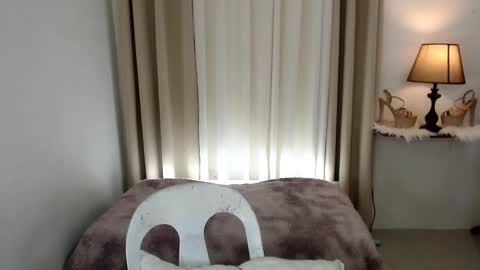 princessyanzy1 online show from January 10, 4:22 am