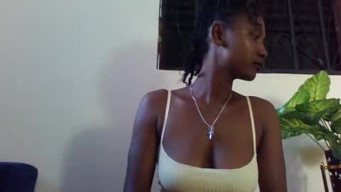 prisca66 online show from April 10, 3:12 am