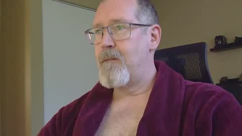 professor21255 online show from April 7, 12:18 pm