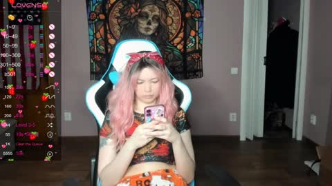 Di online show from April 3, 3:19 pm