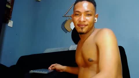 Grande y Gruesa online show from February 12, 12:44 pm