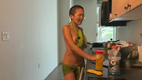 propertyoftelly online show from July 17, 9:17 pm