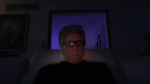 proud_patriot online show from April 27, 2:42 am