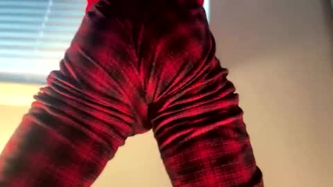 prtty2345 online show from April 1, 6:38 pm