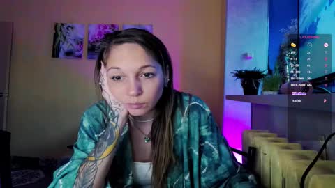 LUCY -----    online show from November 8, 1:36 pm