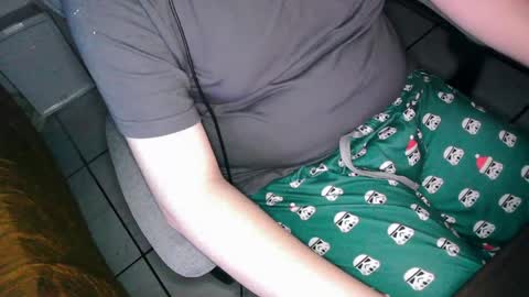 your mysterious man online show from May 31, 3:49 am