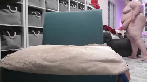 Puggie -  online show from February 15, 11:58 pm