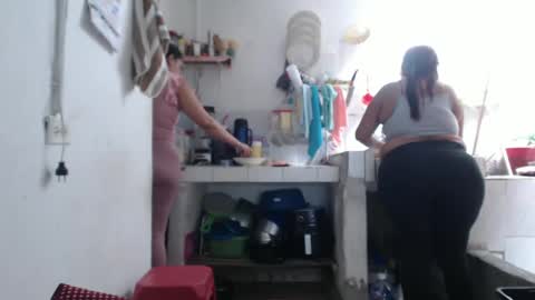 Snapshot of pummpummm chatting on September 11, 7:48 pm pummpummm online show from September 11, 7:48 pm
