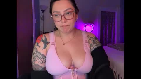 Snapshot of pumpkin_bunny chatting on October 10, 3:34 am Pumpkin bunny online show from October 10, 3:34 am