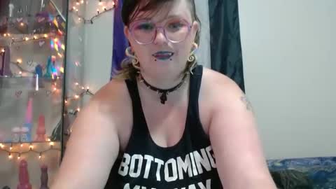 PupGhostt online show from June 7, 12:54 pm