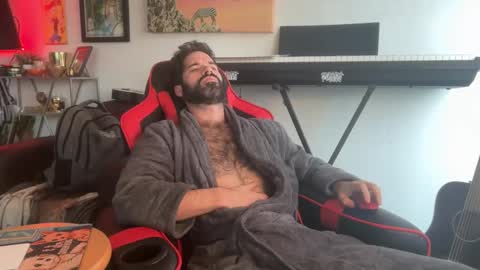 Pup Scritch online show from January 6, 5:50 pm