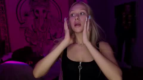 Megan online show from March 17, 11:48 am