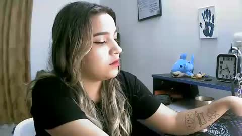 Lizzy online show from April 14, 6:27 am