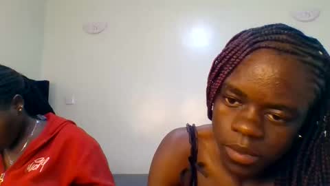 purple_honey1 online show from May 16, 7:34 pm