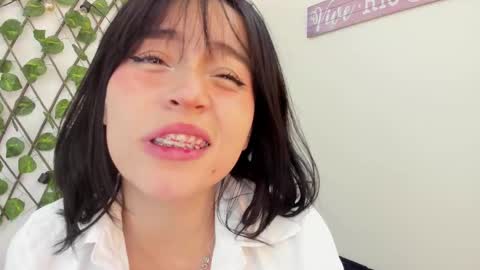 Snapshot of purple_slut_ chatting on October 1, 2:38 pm Anna online show from October 1, 2:38 pm