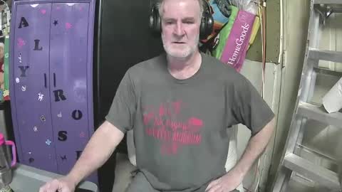 Mark online show from February 25, 11:26 pm