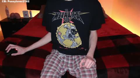 Snapshot of pussylover2182 chatting on October 9, 3:34 am pussylover2182 online show from October 9, 3:34 am