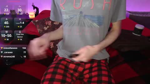 Snapshot of pussylover2182 chatting on February 5, 9:25 am pussylover2182 online show from February 5, 9:25 am