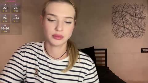 Lina online show from March 29, 6:31 pm