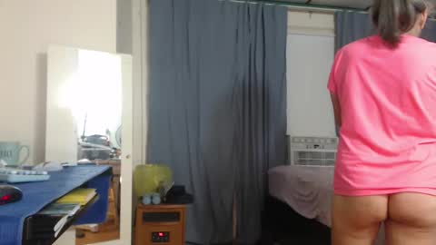 putiputi4u online show from May 16, 1:57 am