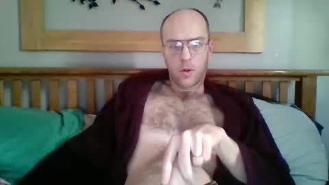 q2phq2ph online show from March 5, 6:06 pm