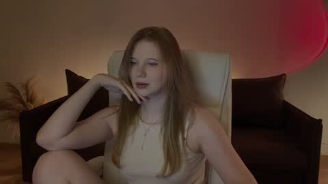 Snapshot of qt_nymph chatting on February 3, 12:47 am Ariel online show from February 3, 12:47 am