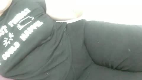 Snapshot of que_mb chatting on October 1, 7:46 pm sophy online show from October 1, 7:46 pm