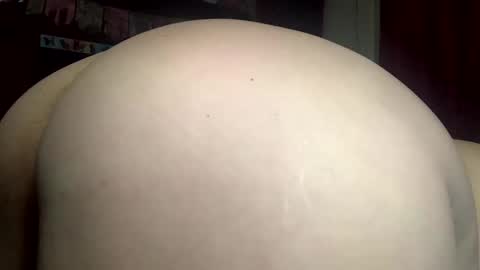 Snapshot of queeeendeepthrot chatting on October 27, 12:21 am Bigtitanalslut online show from October 27, 12:21 am