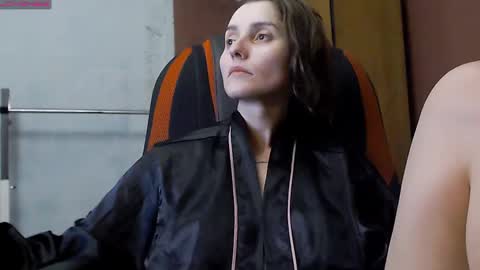 Lola online show from March 6, 5:11 pm