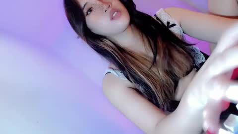 Snapshot of queen__anastasia chatting on February 4, 6:04 am queen__anastasia online show from February 4, 6:04 am