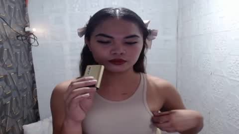 Snapshot of queen_arnie4utsxxx chatting on September 22, 1:15 pm Arnie online show from September 22, 1:15 pm
