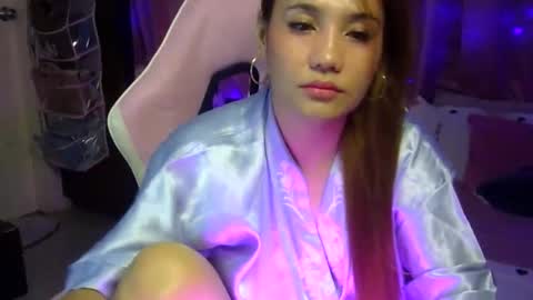 QueenHennessy online show from January 17, 10:29 pm