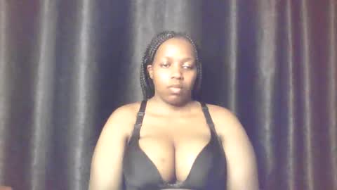 QUEEN online show from February 17, 11:31 am