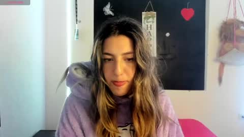 queen_natttyy online show from January 14, 6:24 am