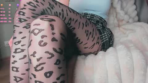 Carly online show from March 25, 5:09 pm