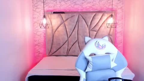 Snapshot of queen_perla_ chatting on March 12, 11:53 am online show from March 12, 11:53 am